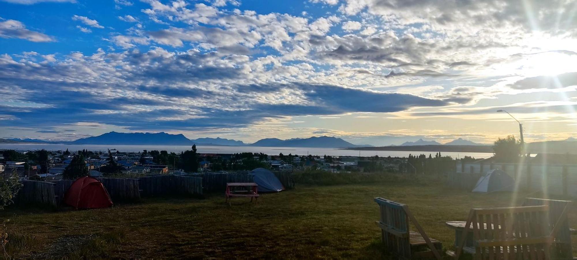 Camping Gueino Puerto Natales Eksteriør billede
